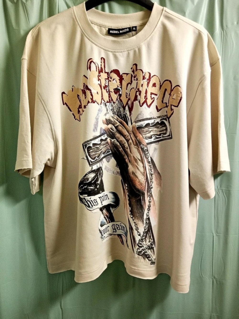 Rebel Minds Masterpiece Prayer T-Shirt Cream & Red XL